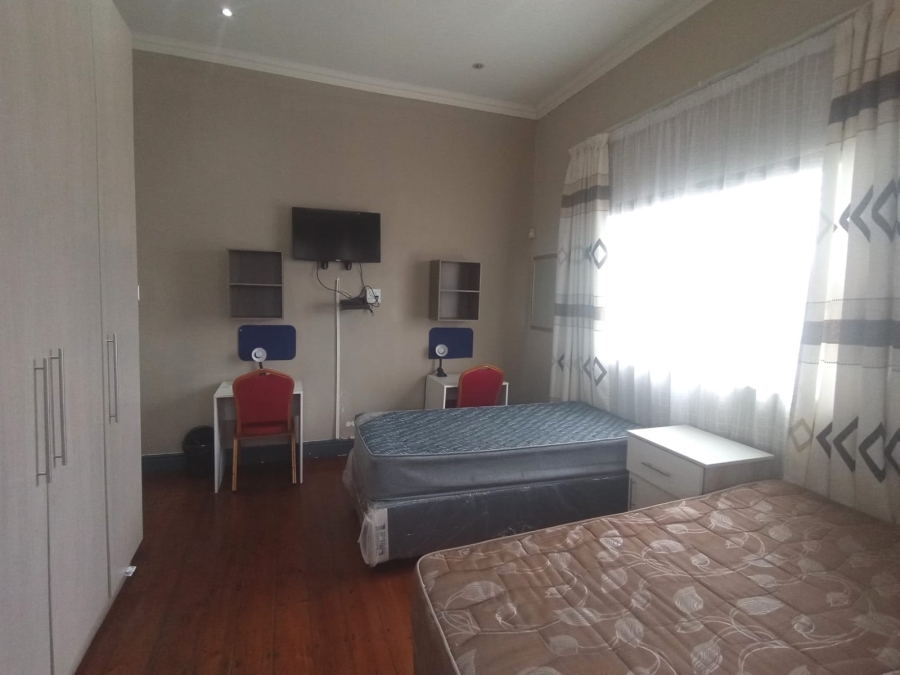 10 Bedroom Property for Sale in Quigney Eastern Cape